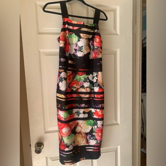 Prefect black floral dress - Picture 1 of 5